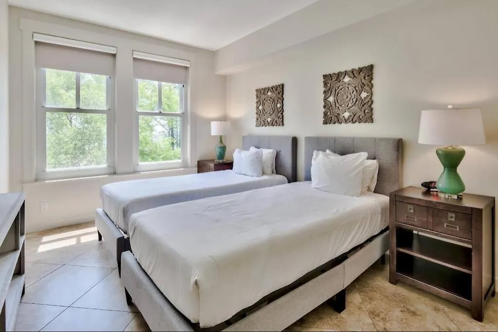 3 Bedroom Sandestin Condo In Baytowne Wharf! 0*, Destin USA